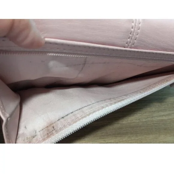 👉LAST CHANCE‼️ Vtg. COACH Soho Pleated Pink Leather Wallet - Picture 9 of 16